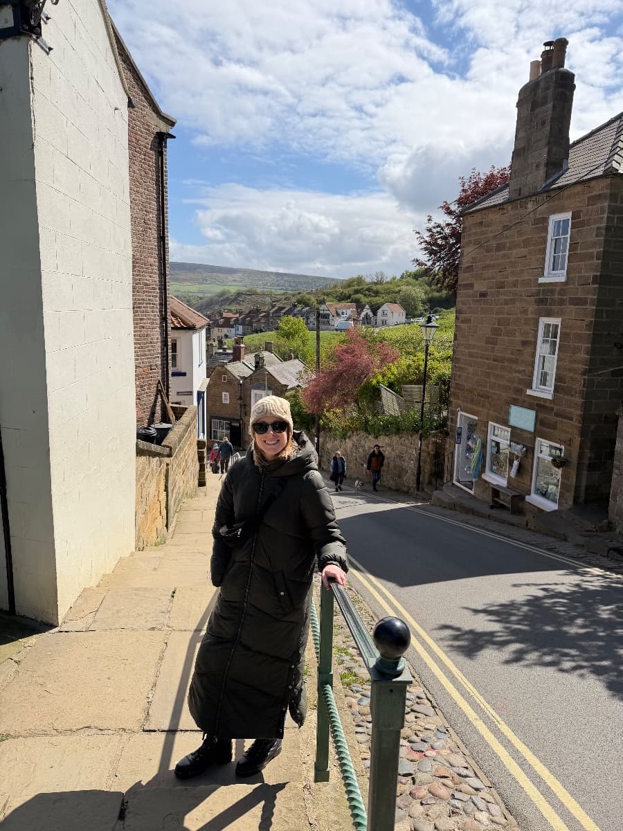 (BONUS) If you have time take a short drive to Robin Hood's Bay